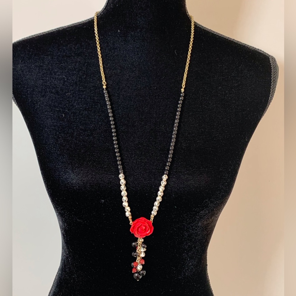 Vintage Red Rose Pendant Necklace Boho Y2K Beaded Dangle Statement